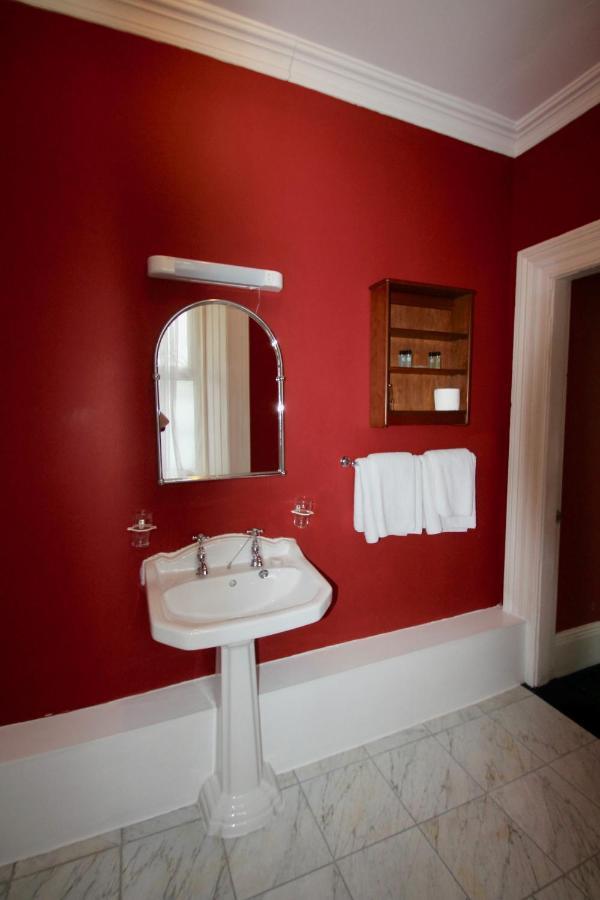 Foyles Hotel Clifden Esterno foto